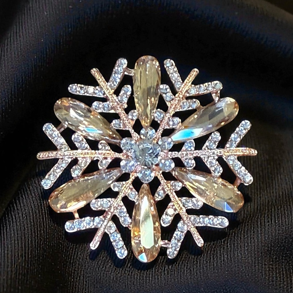 Elegant Snowflake Brooch Pin Rose Gold Tone Champagne & Clear Rhinestone Accents